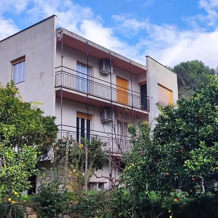 Casa Dell'orto * Noli